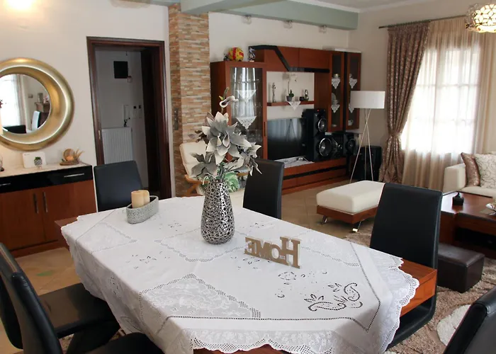 Ideal House Skopelos Apartament *